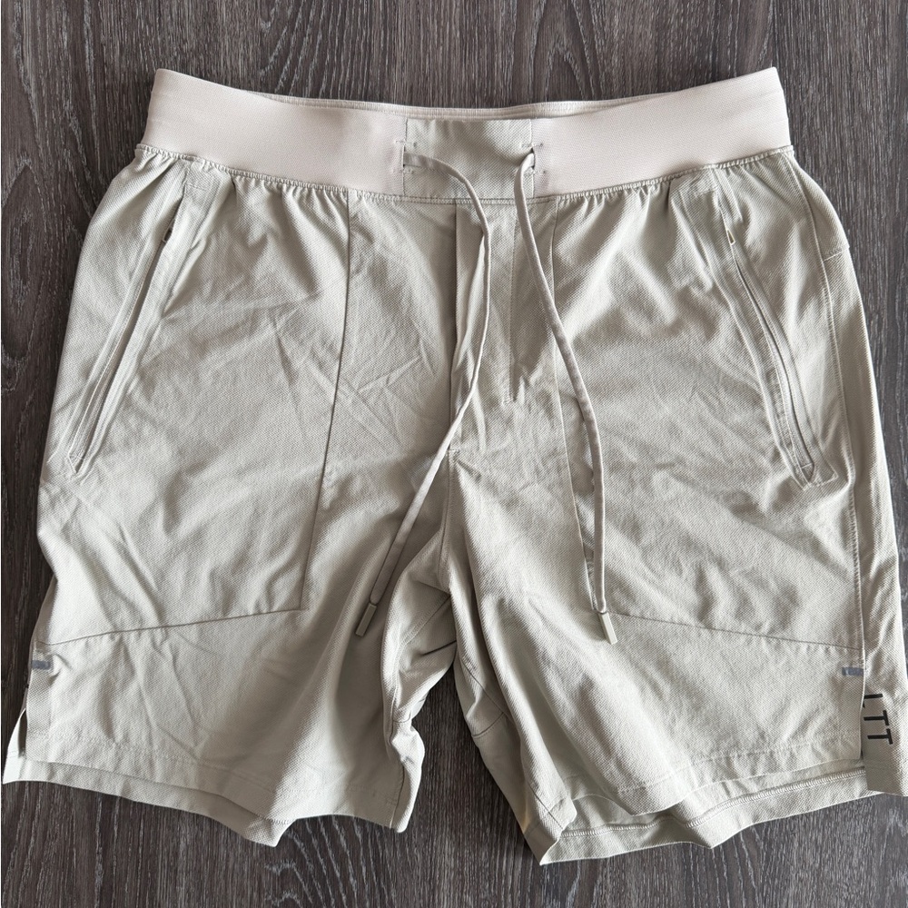 lululemon athletica Men's Athletic Shorts in Light Beige/Cream